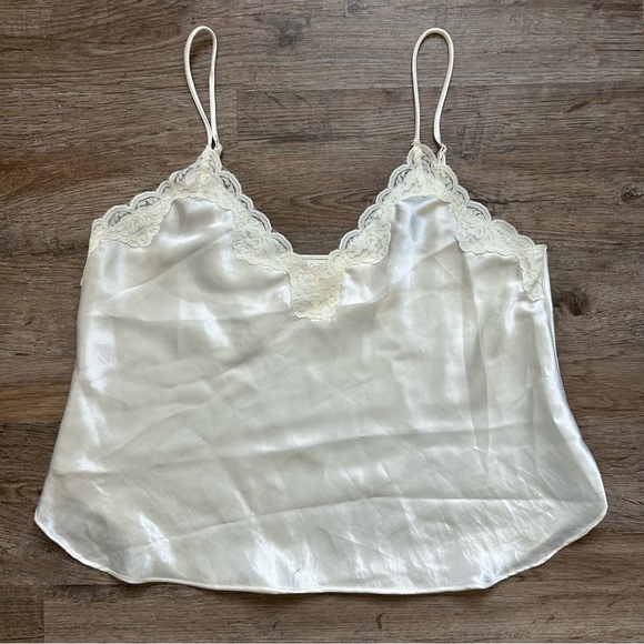 80s White Silky Lace Trim Camisole - Picture 9 of 9